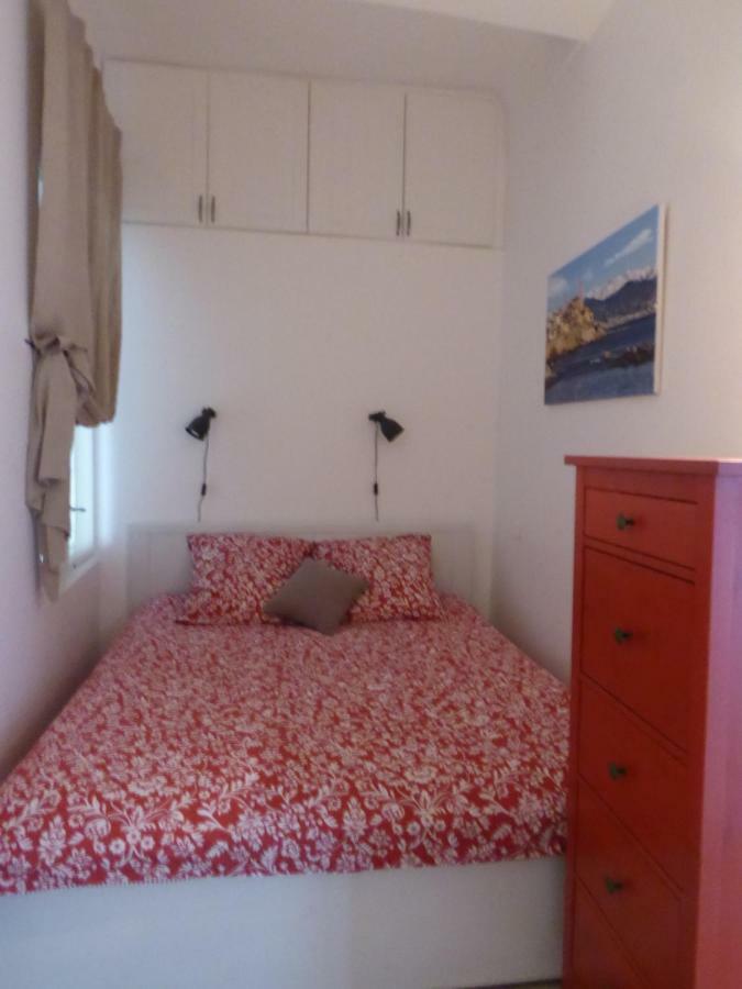Vieille 1 - Luca's Apartment, 1 Bedroom, Max 2 Adults And 2 Kids Appartement Antibes